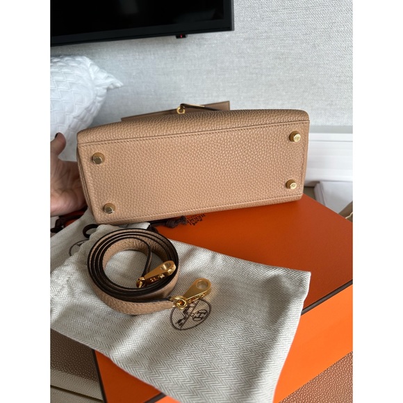 2022 Hermes Kelly 25 Togo Chai gold hardware - Picture 15 of 15